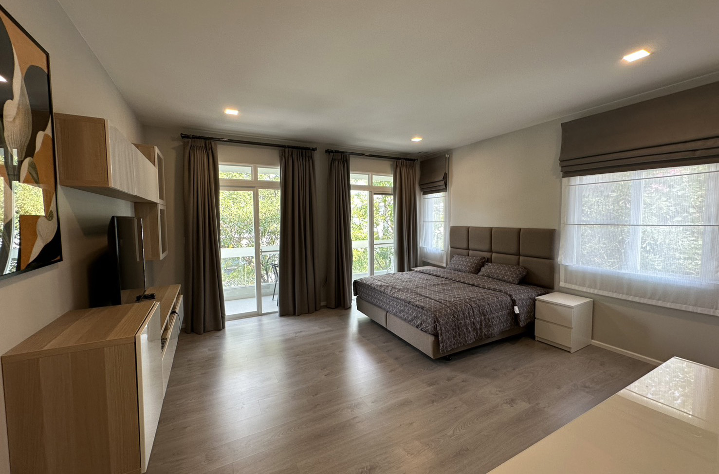 House with Shared Pool in Bangnatrad 